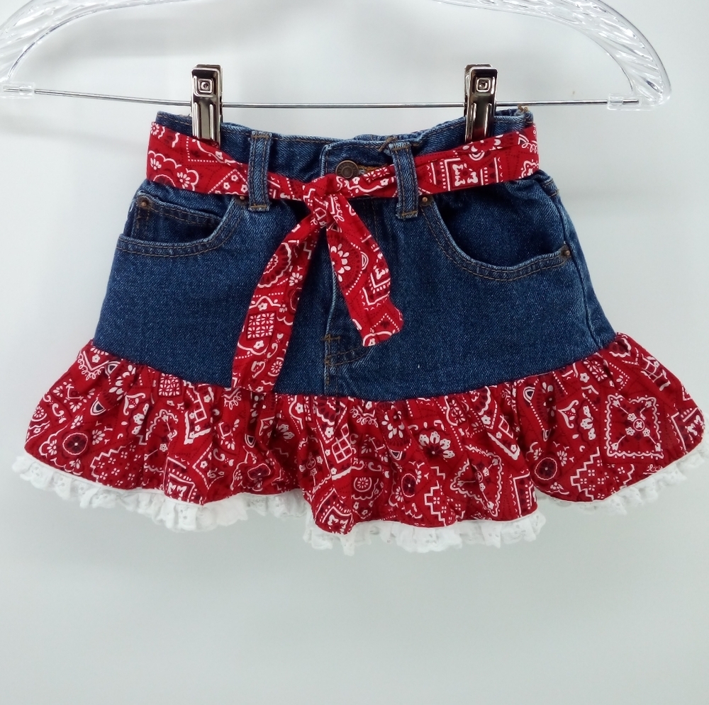 Kiddie Korral Red Bandana Cowgirl Birthday Theme Halloween 5